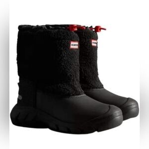 Little Boys Hunter bk wanderer sherpa snow boots used once, like new.